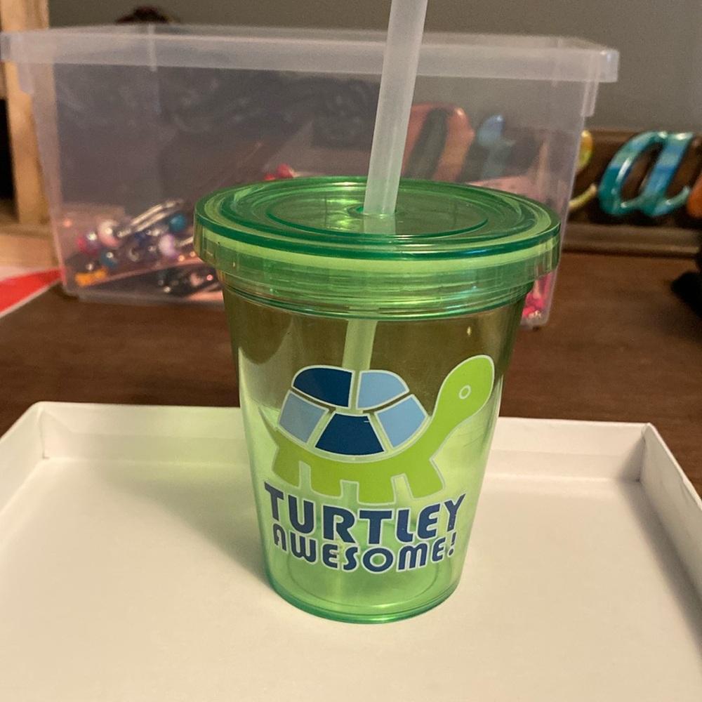 Such a cute kiddo cup!